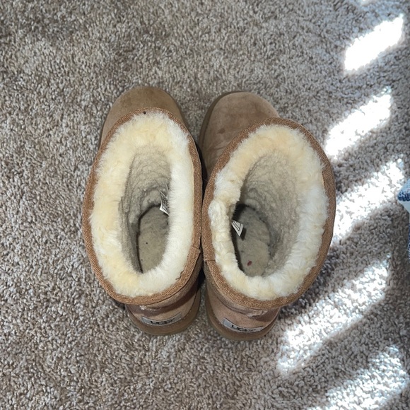 Tan half calf uggs - Picture 4 of 4